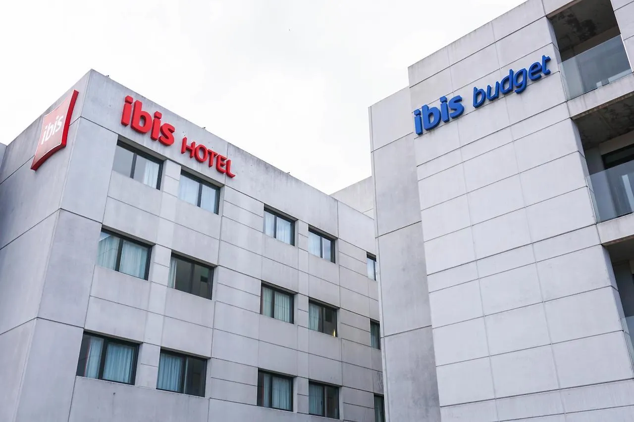 Ibis Girona Hotell 2*,