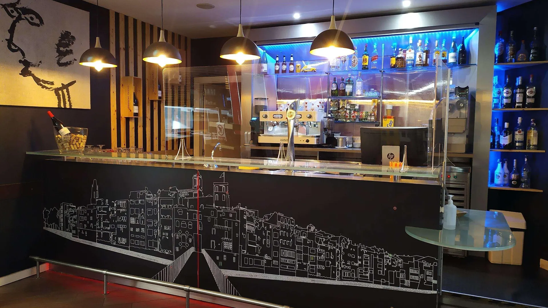 Ibis Girona Hotell