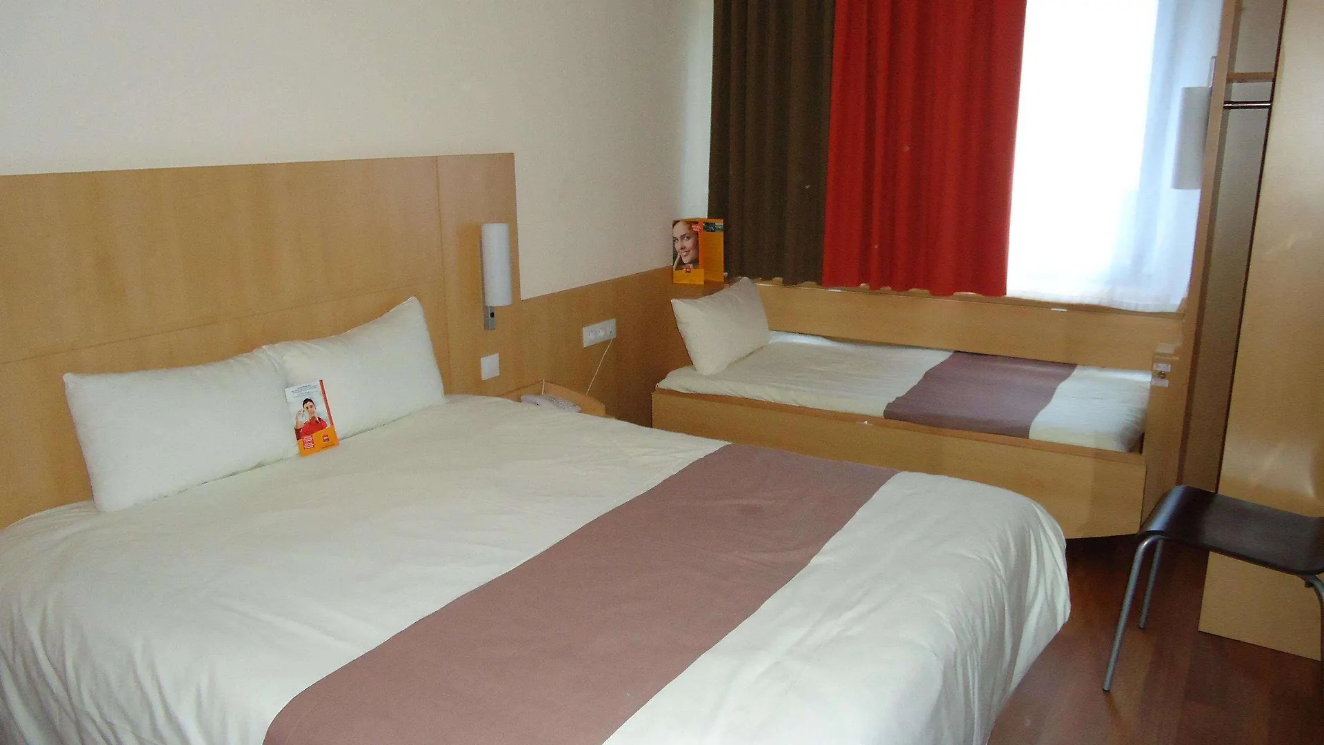 Ibis Girona Hotell